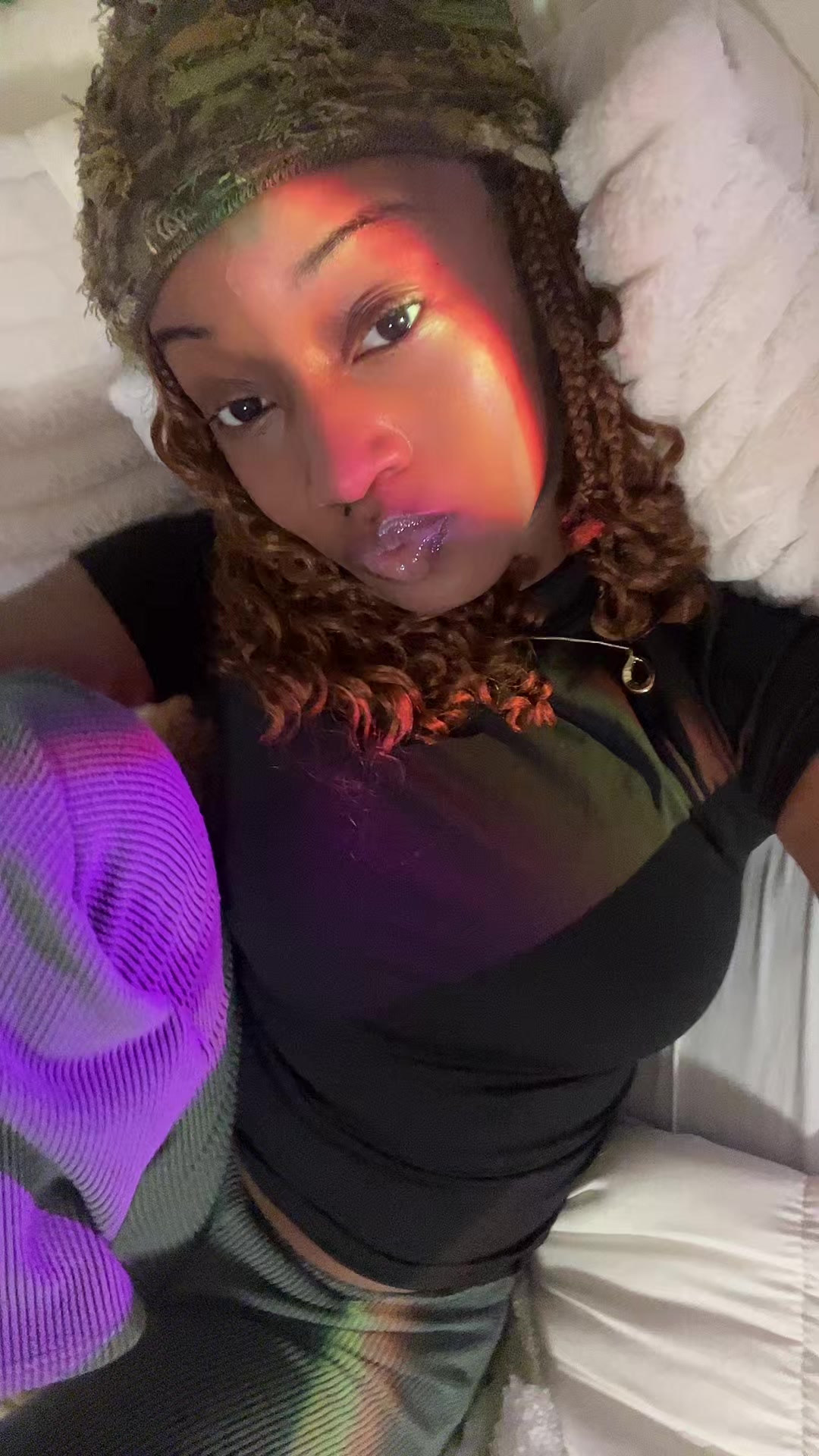 @👰🏾&zwj;♀️