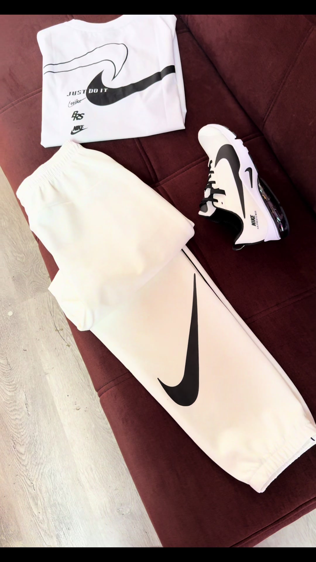@Nike vs Adidas ✔️