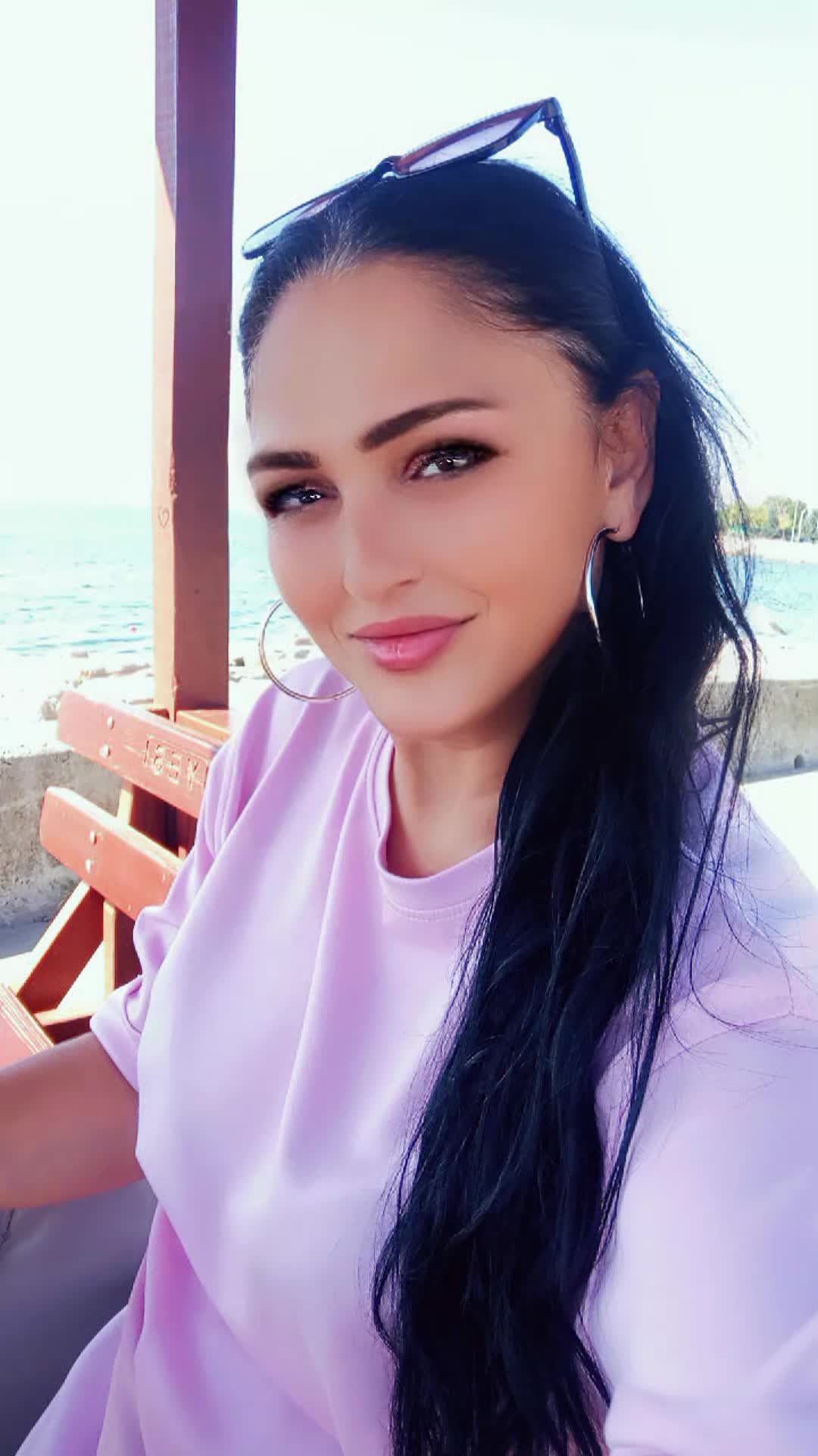 @Azra5656