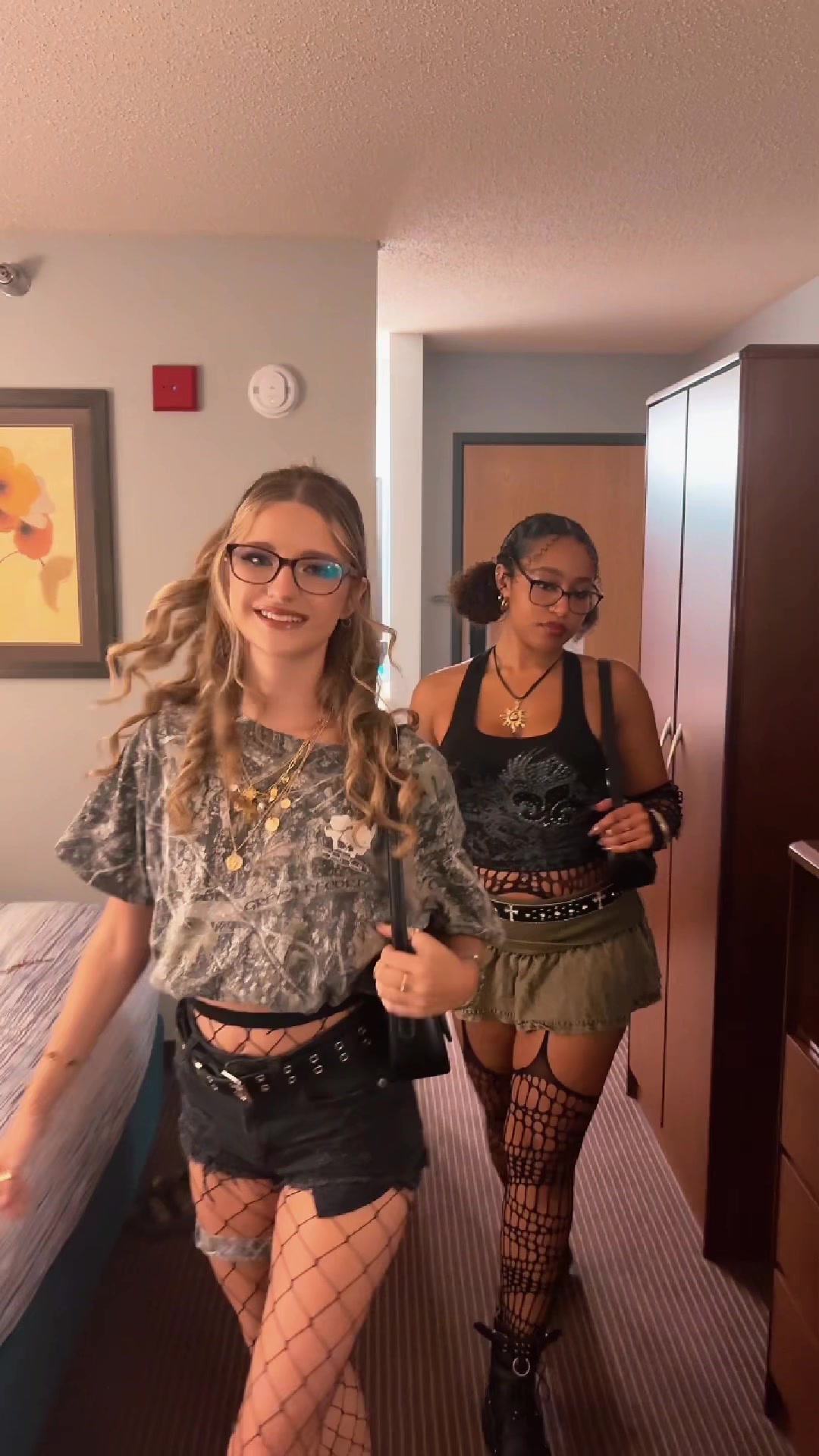 @Hannah🖤✨