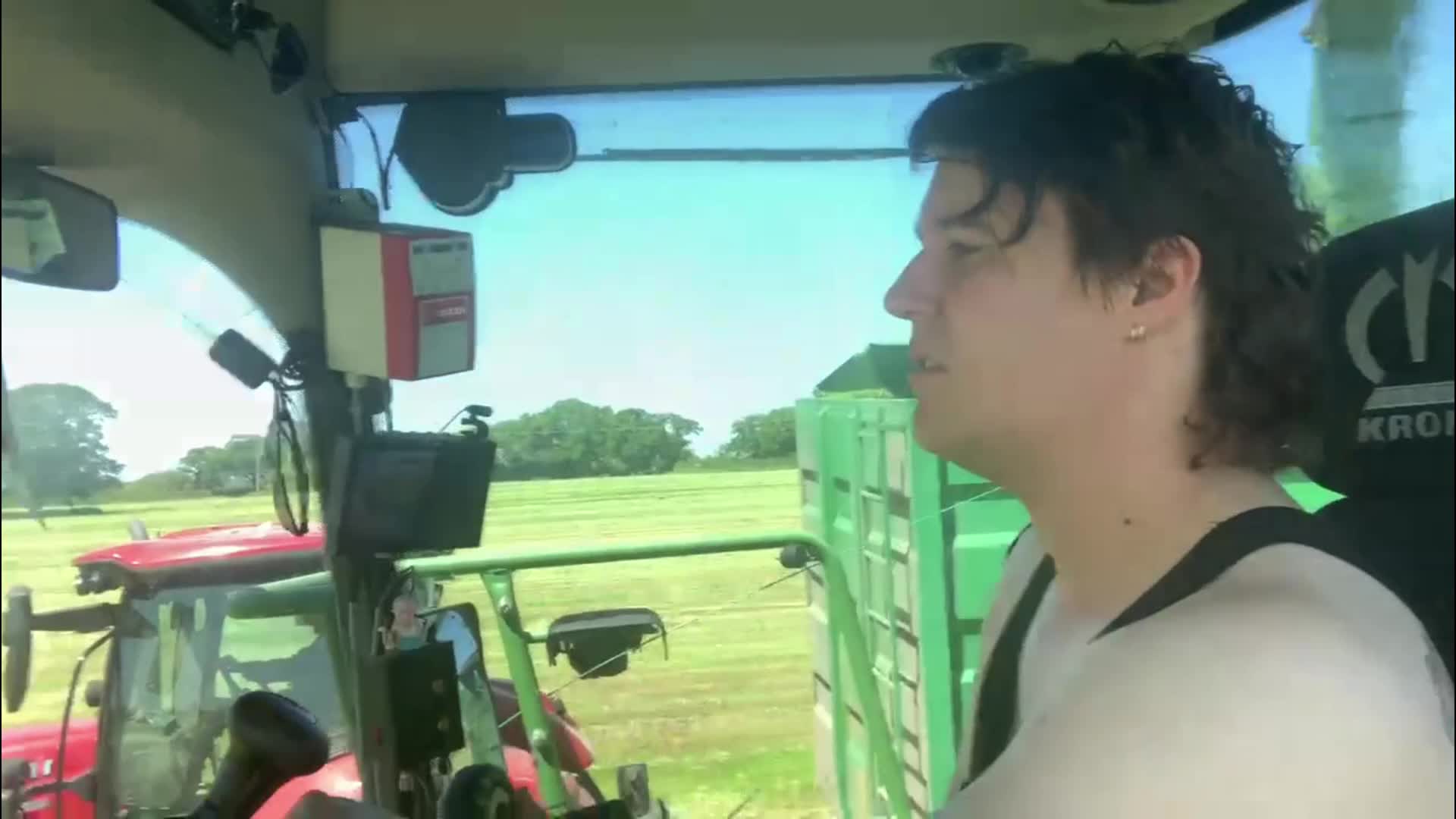@itsablythingofficial
