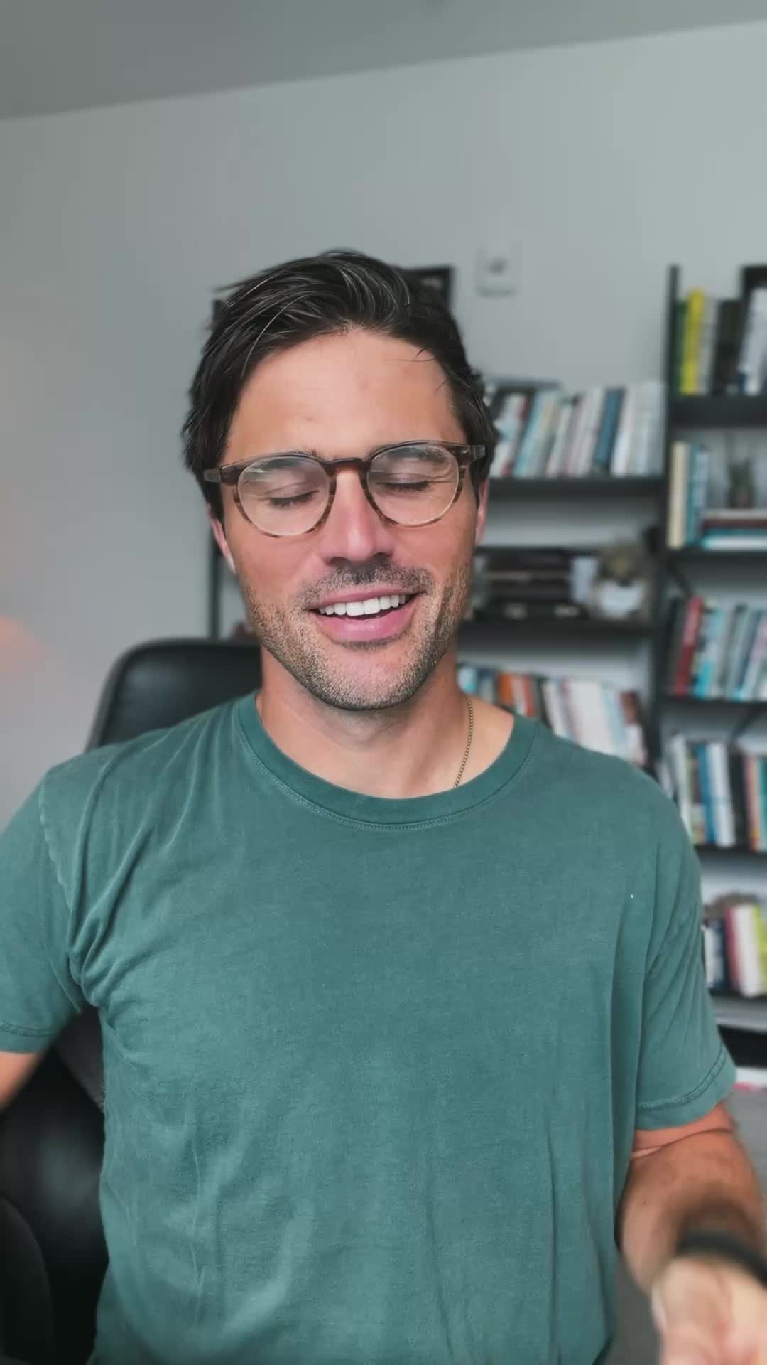 @nicholasjohn__