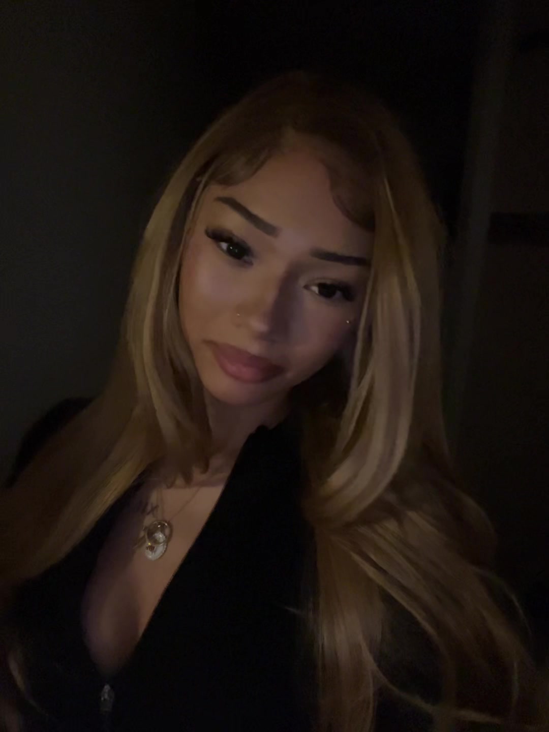 @️