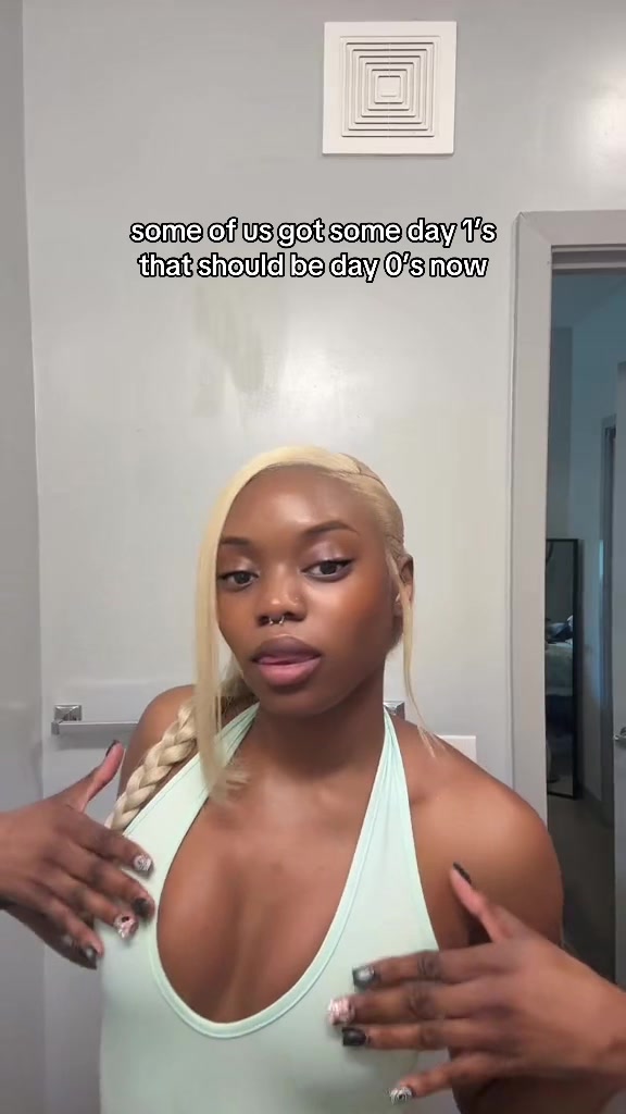 @lifeeofaprettygirll_