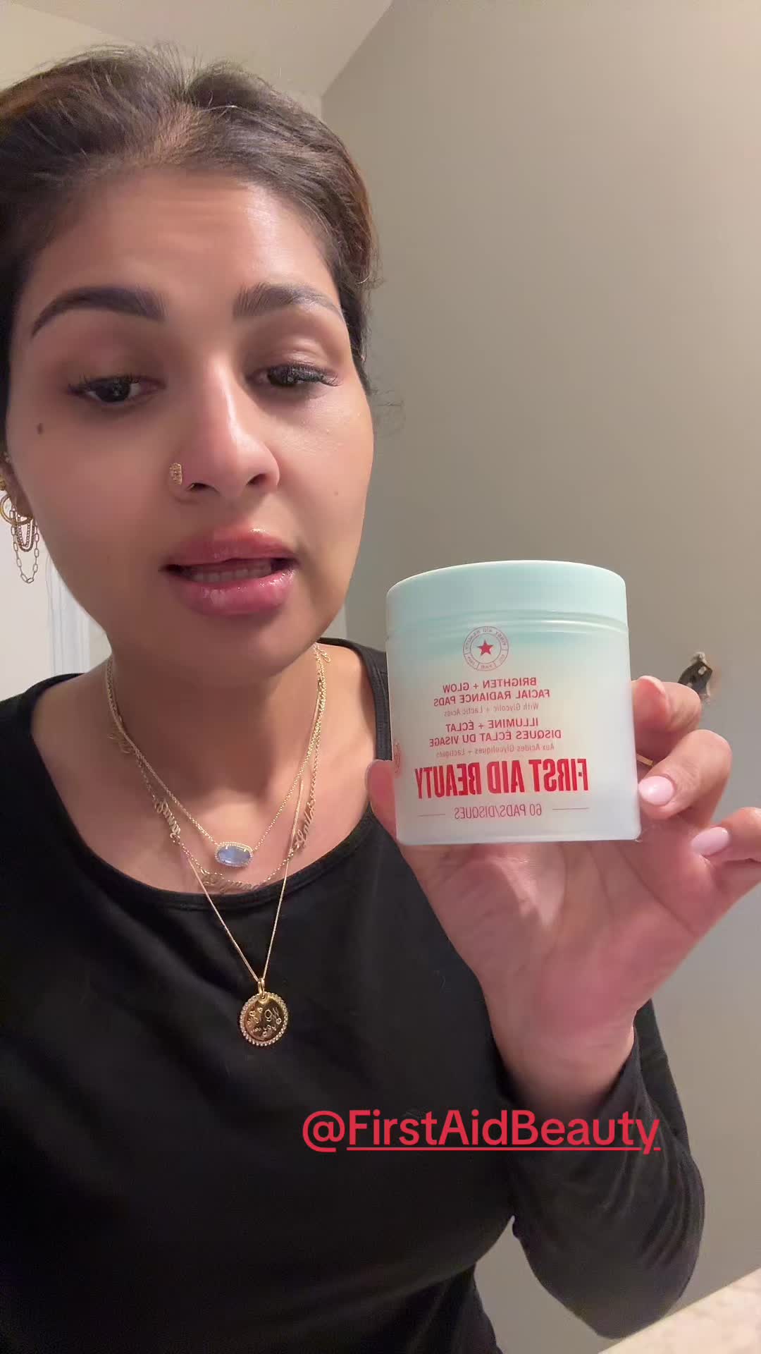 @MakeupLaveena