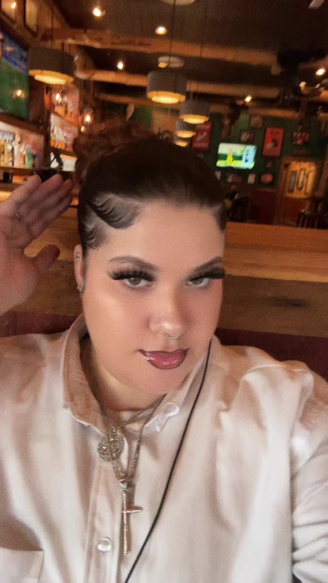 @DAVRIANA K🩷
