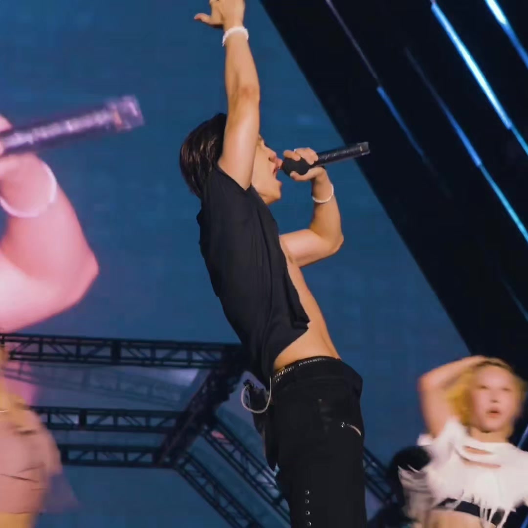 @acervo kim jongin
