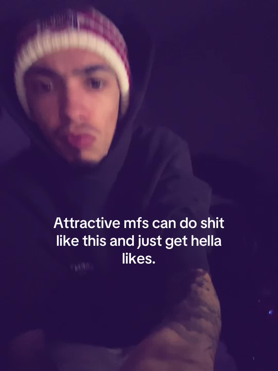 @￼