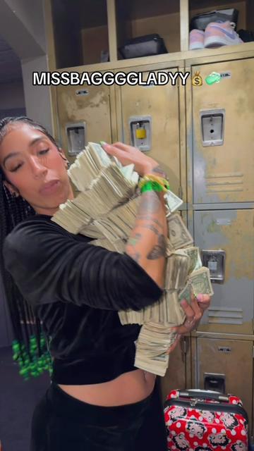 @MsBagggladyyy💚🫡💰