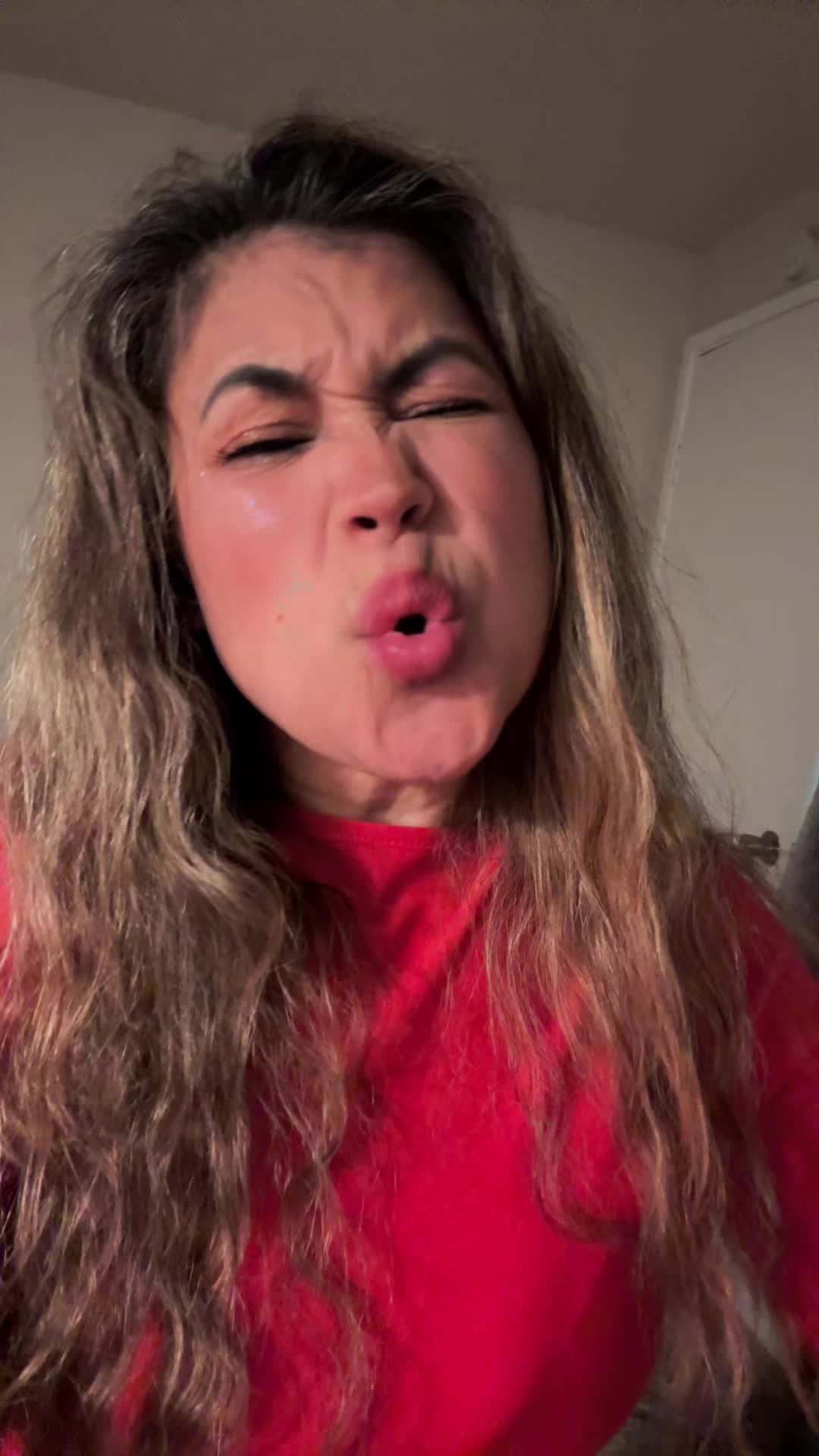 @Blingedbysonia