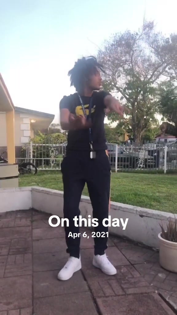 @Weirdoworld