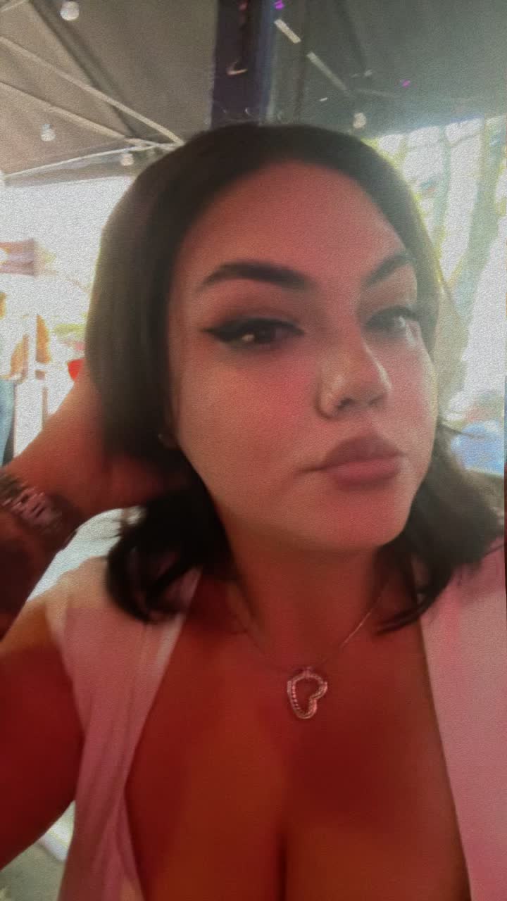 @Vanessa