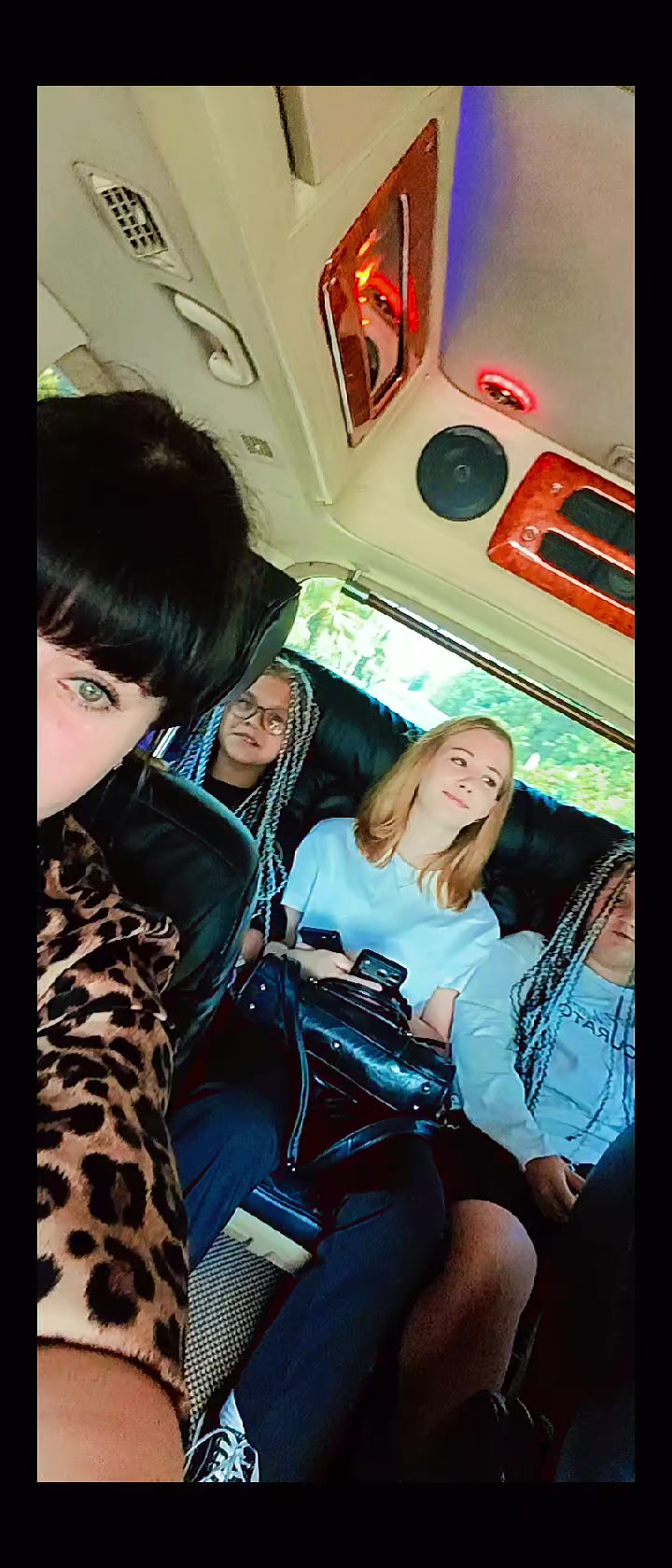 @Оленька