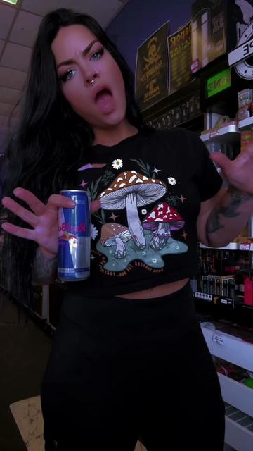 @UnrulyDamsel