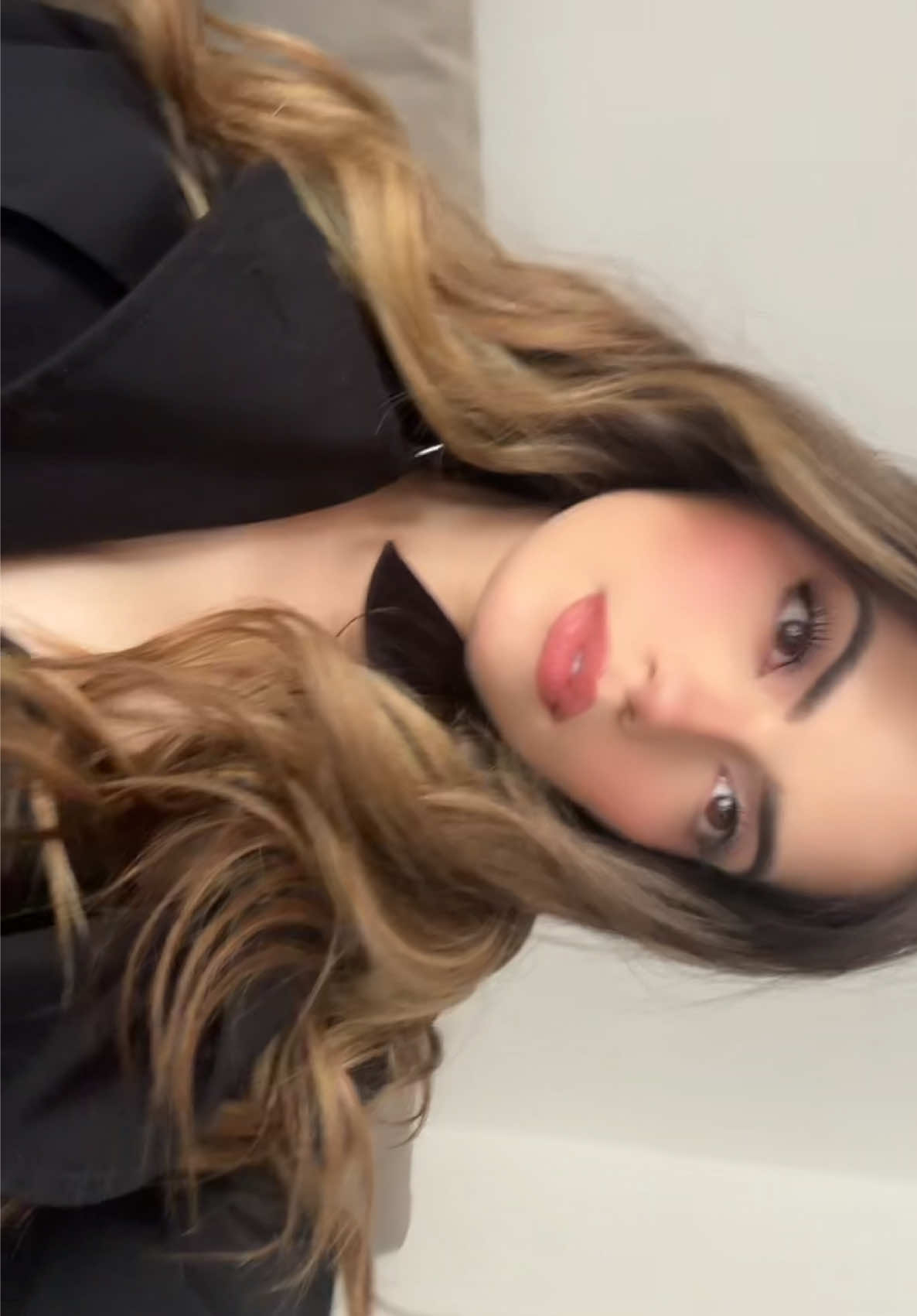 @Simon&eacute;