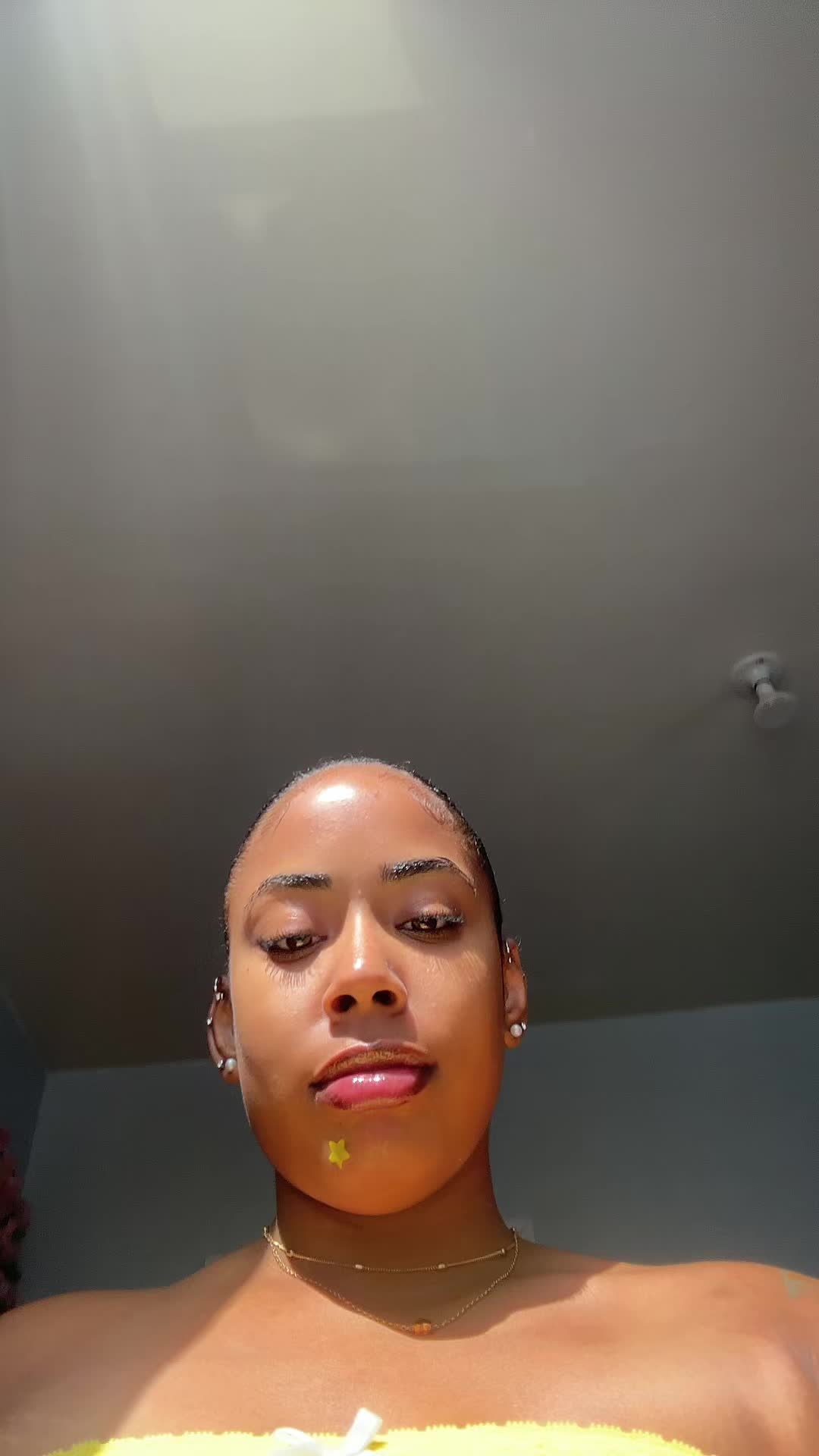 @Ambarix🌸