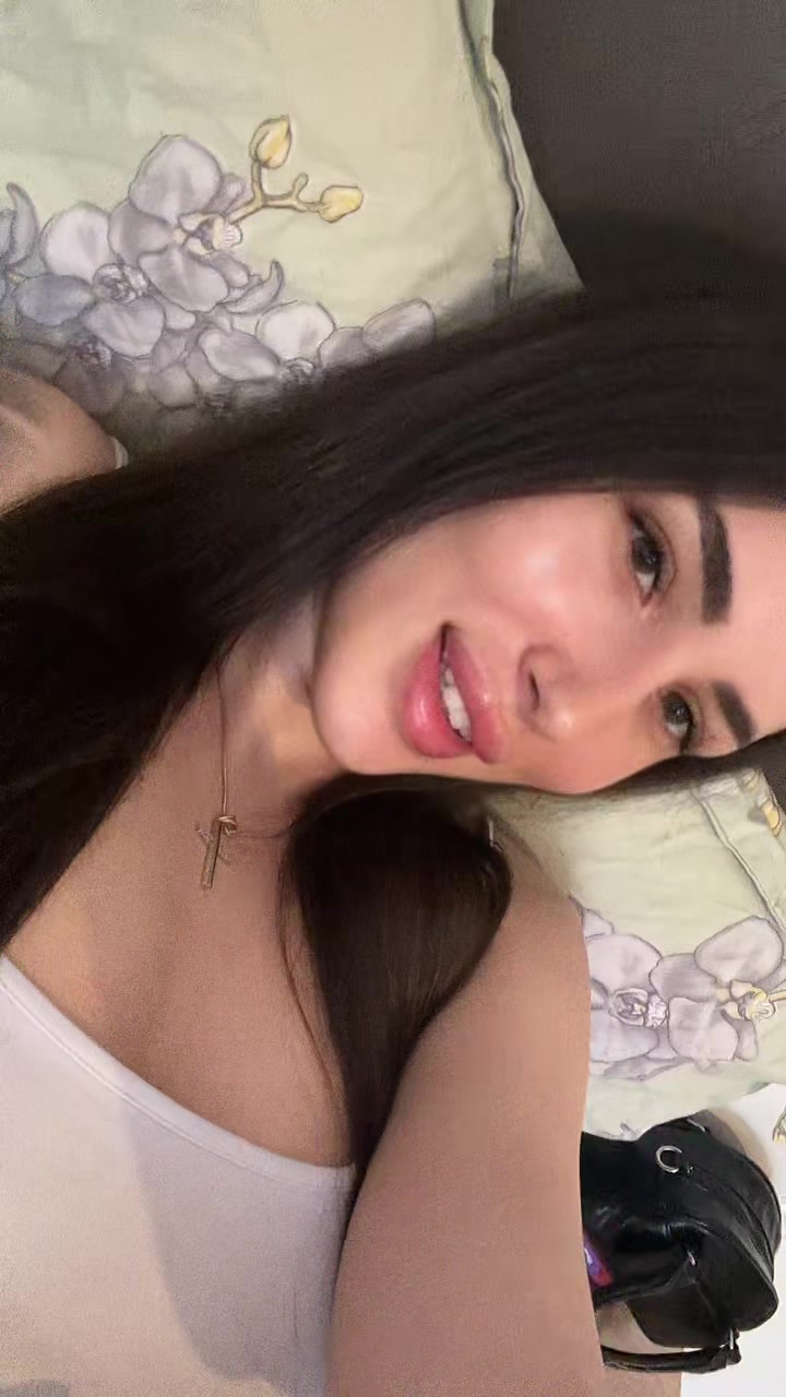 @lari🐆