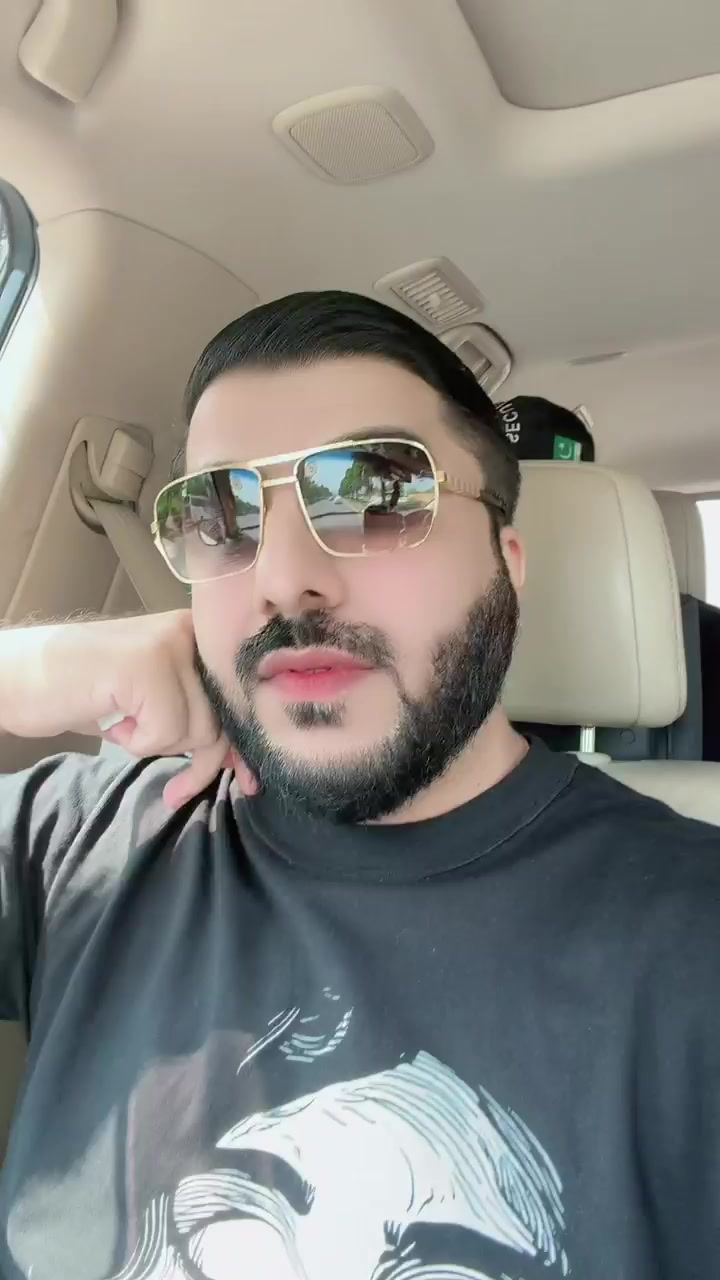 @MAZI_GANGSTER