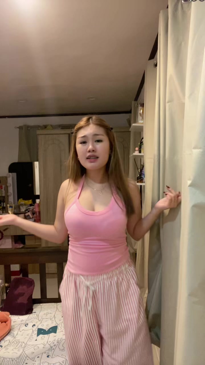 @whoskat