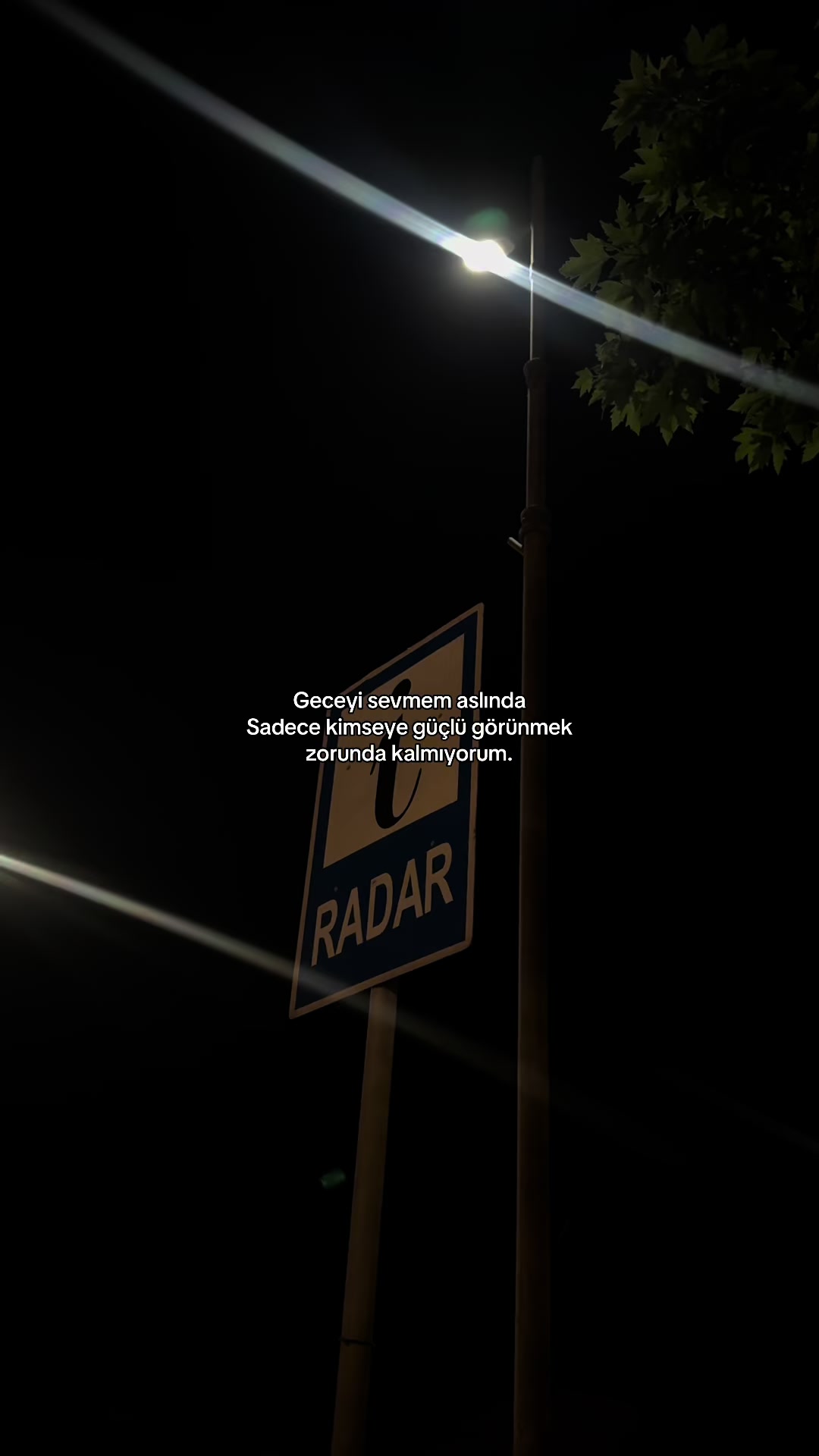 @𝓡.