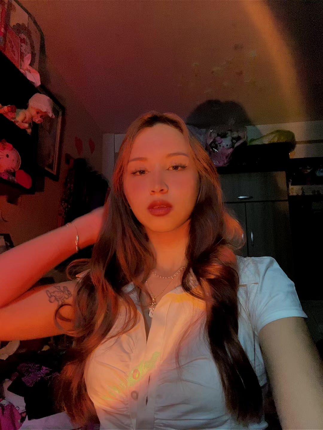 @jenninluv >|<