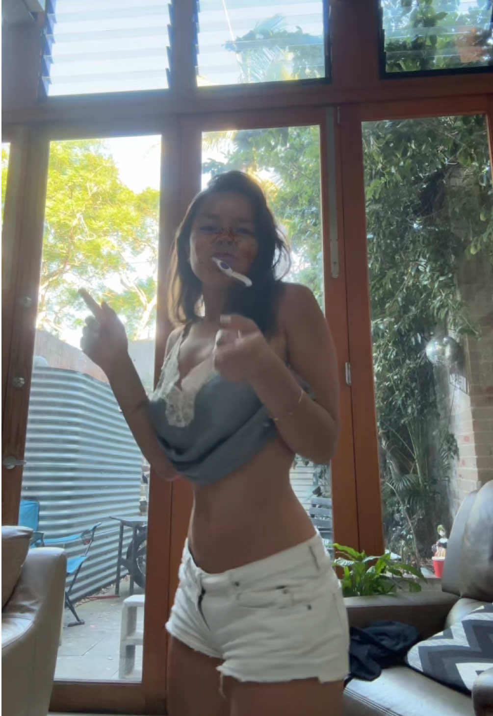 @camila