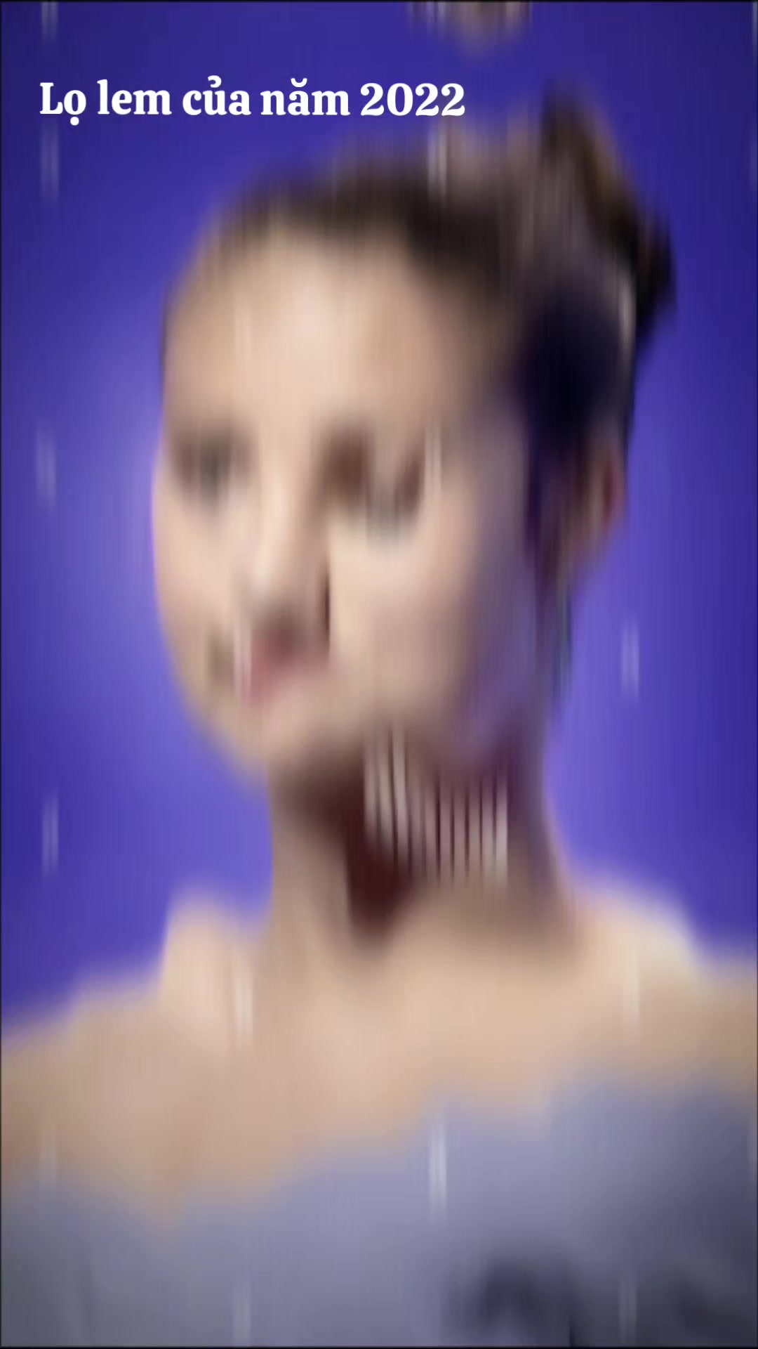 @😍>.<😴