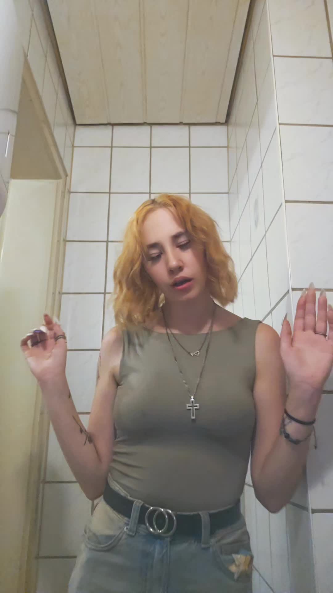 @🖤⛓️💭