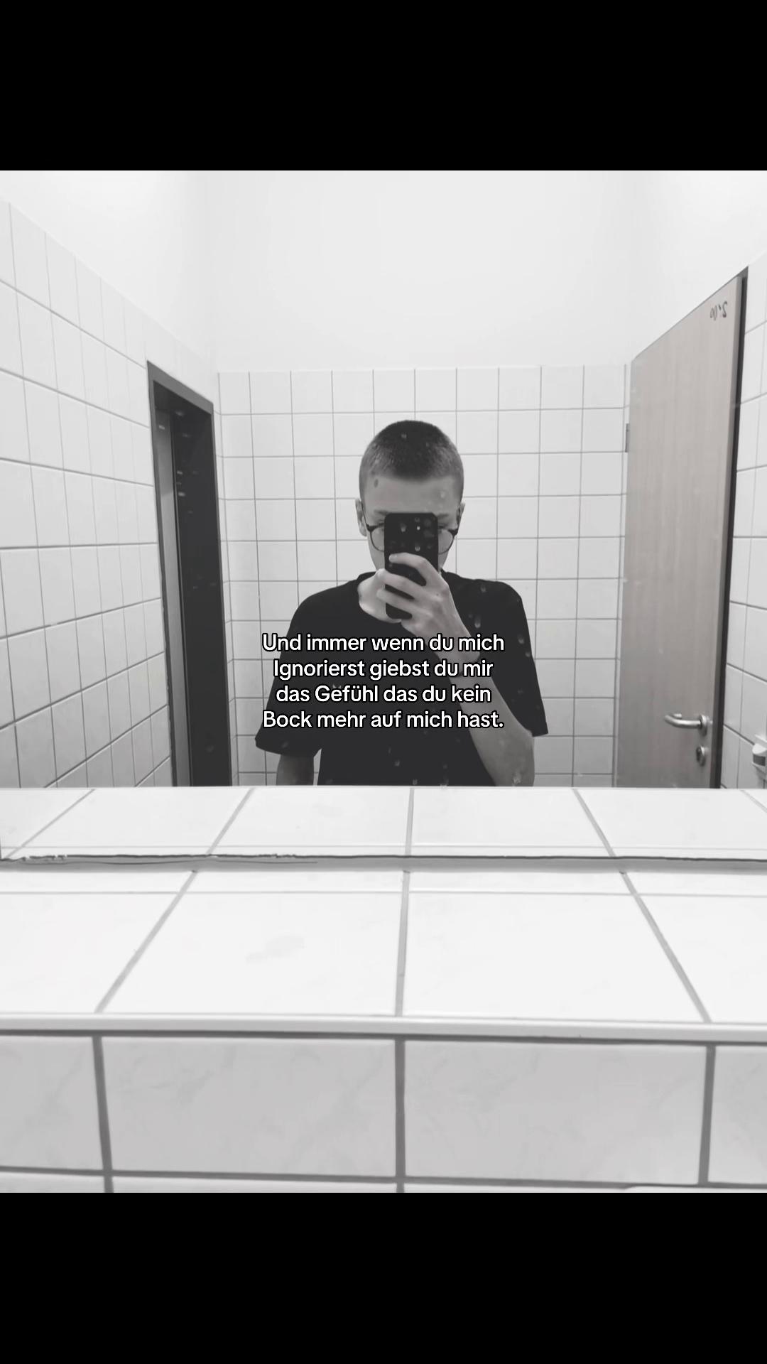 @🧷