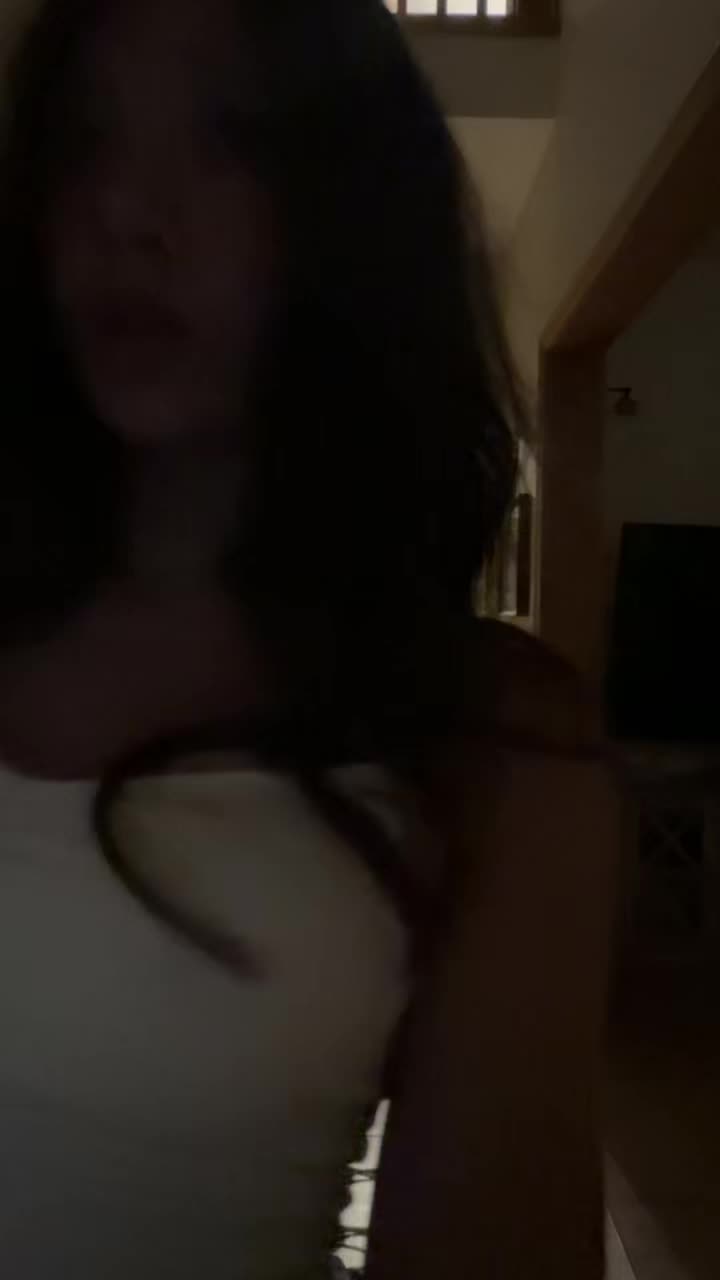 @laneyemerson
