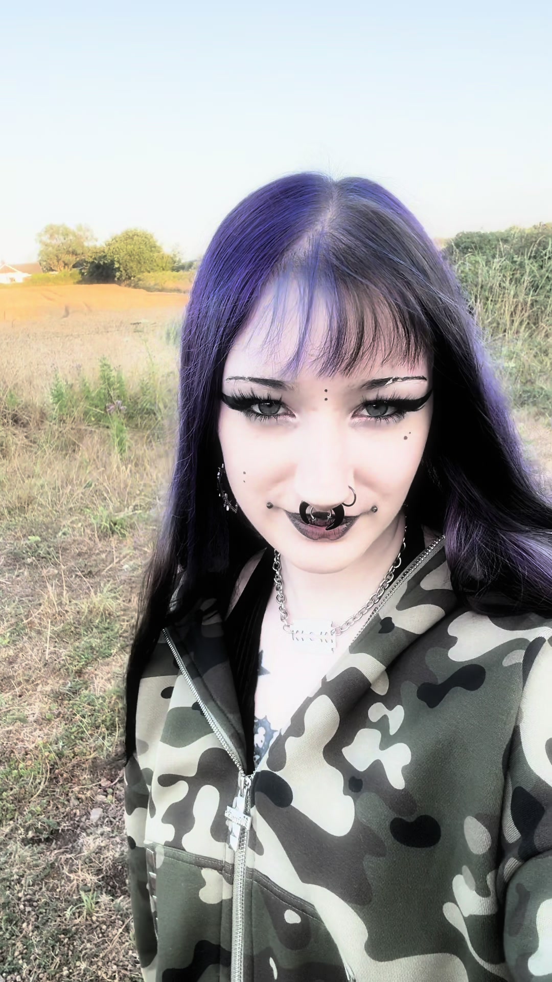 @𝓓𝓪𝓲𝓼𝔂🦇