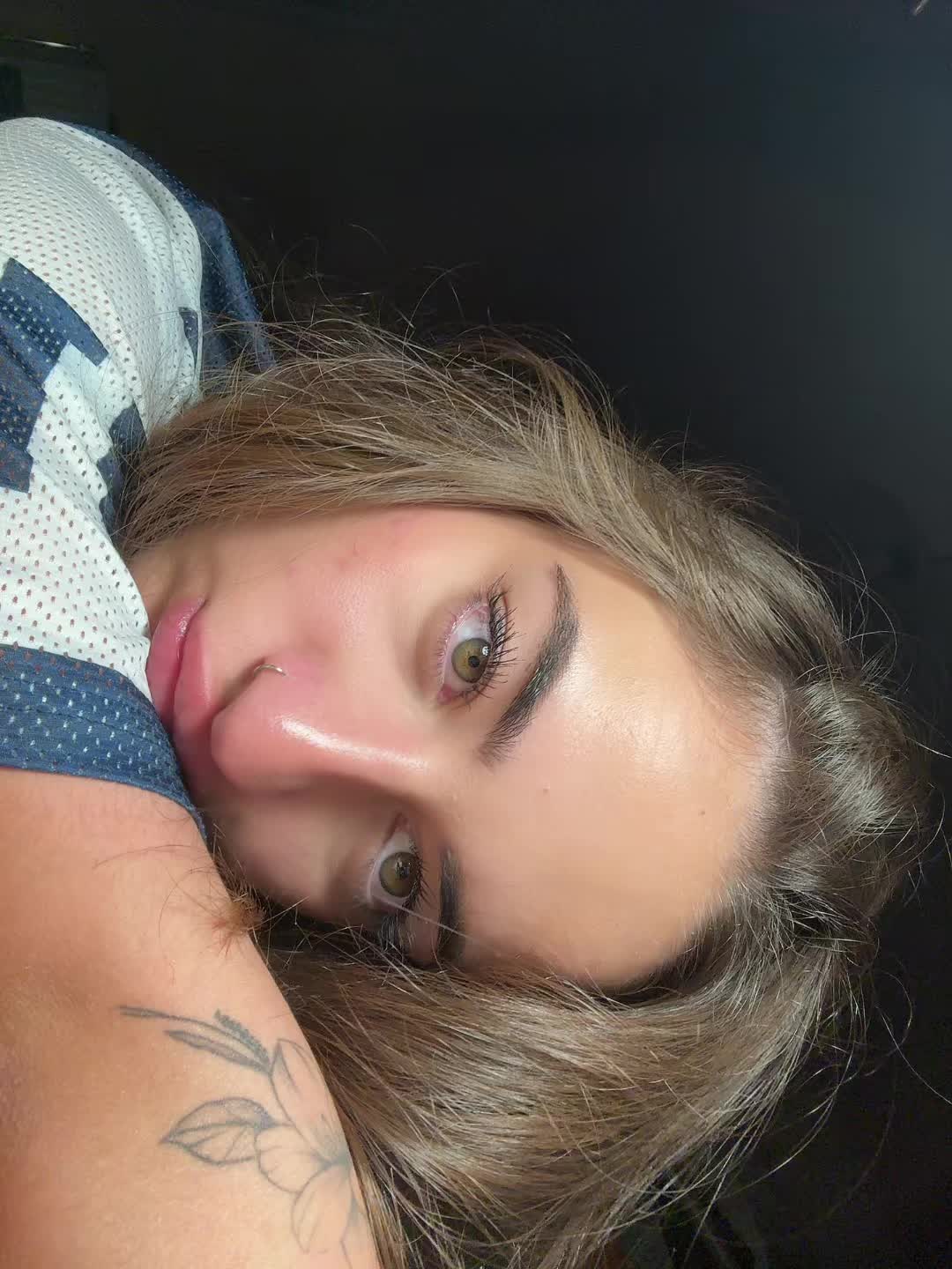 @avgenakii_