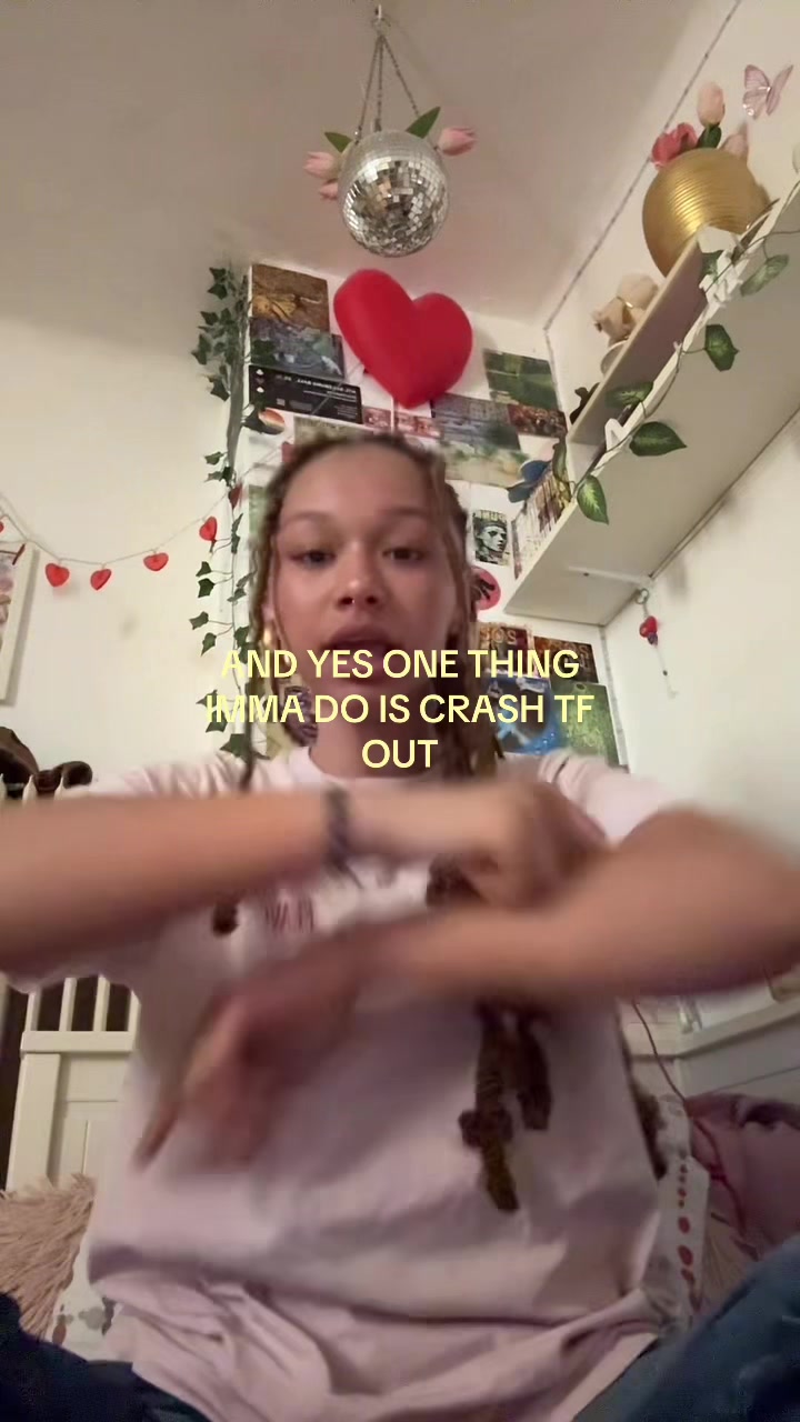 @Naïma🔆