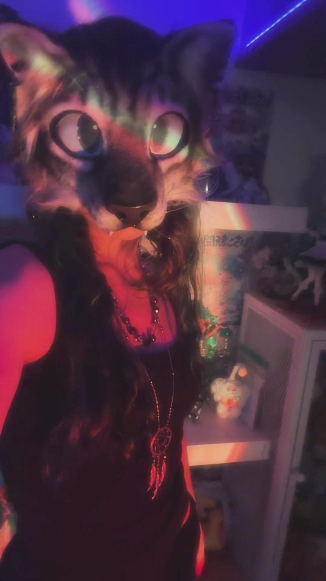 @H0ney_.