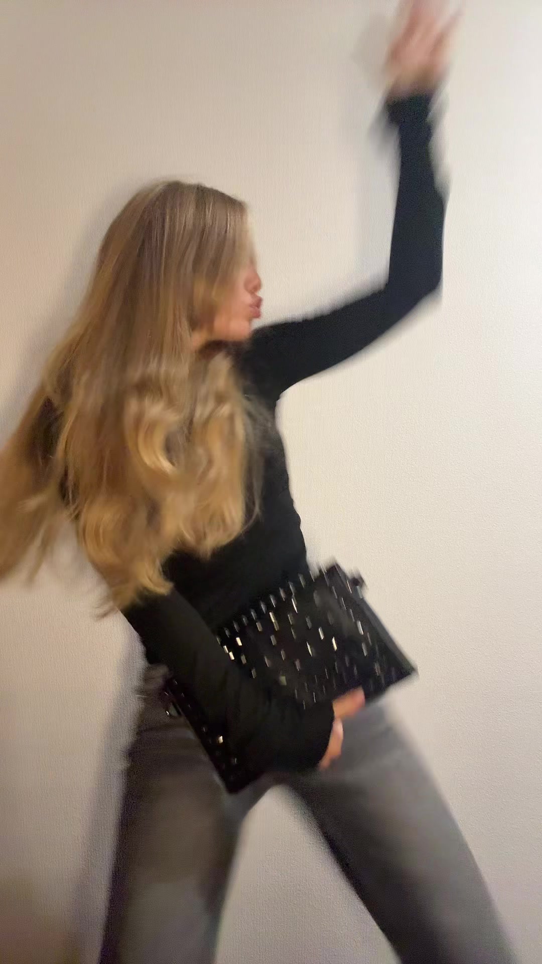 @alenkaamaskk