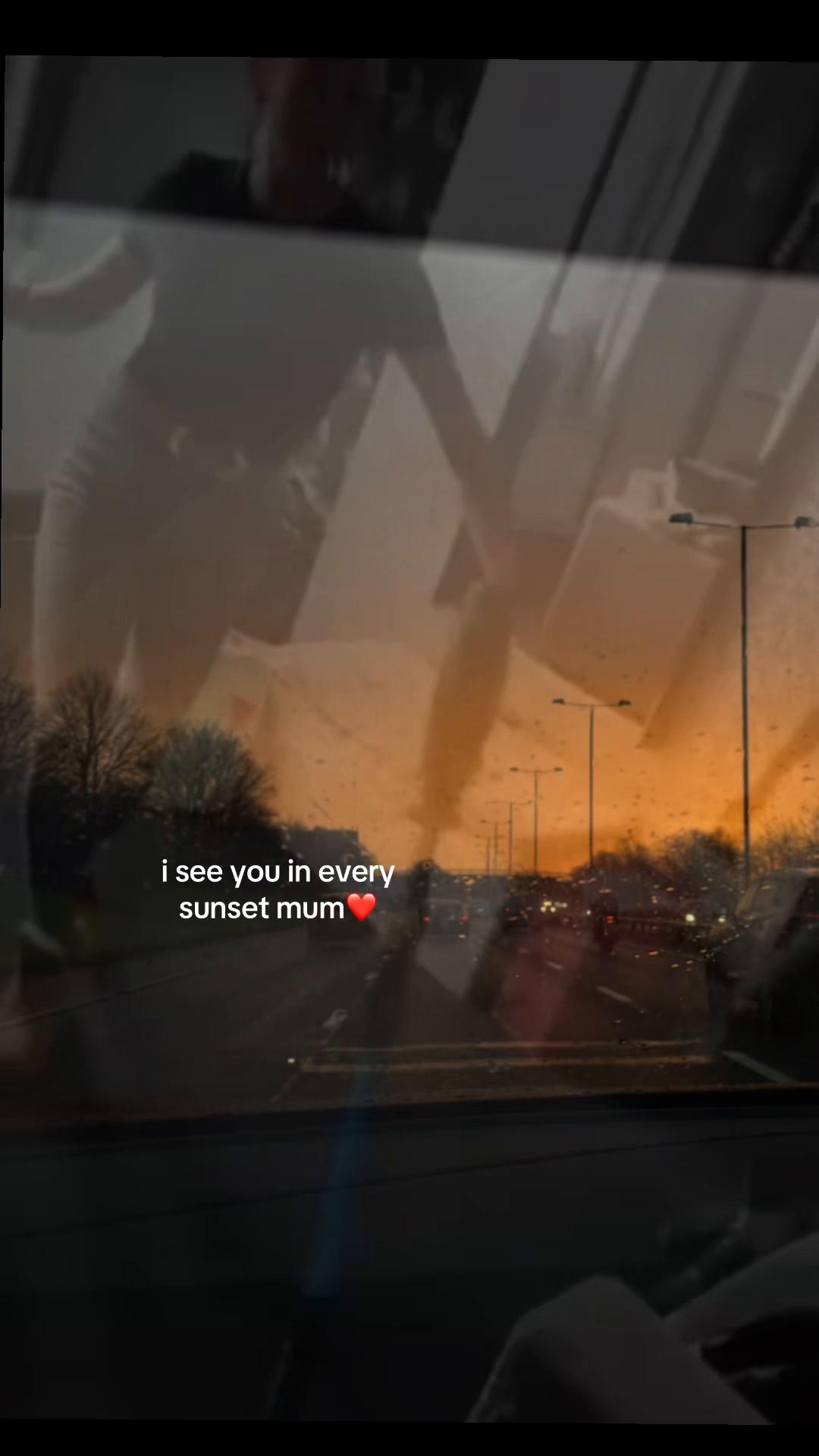 @𝐂𝐡𝐥𝐨🎀