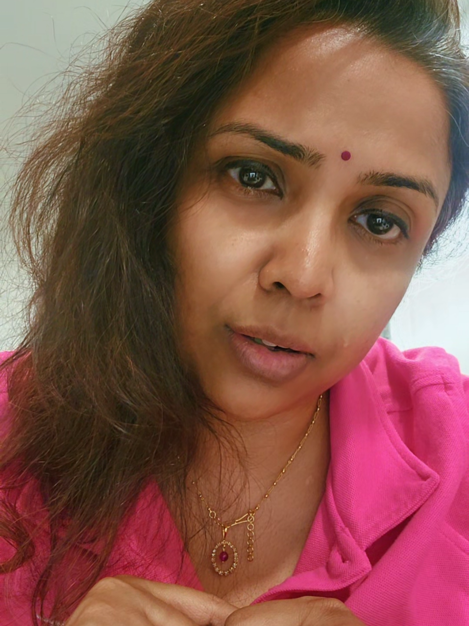 @Pari 🧚&zwj;♀️