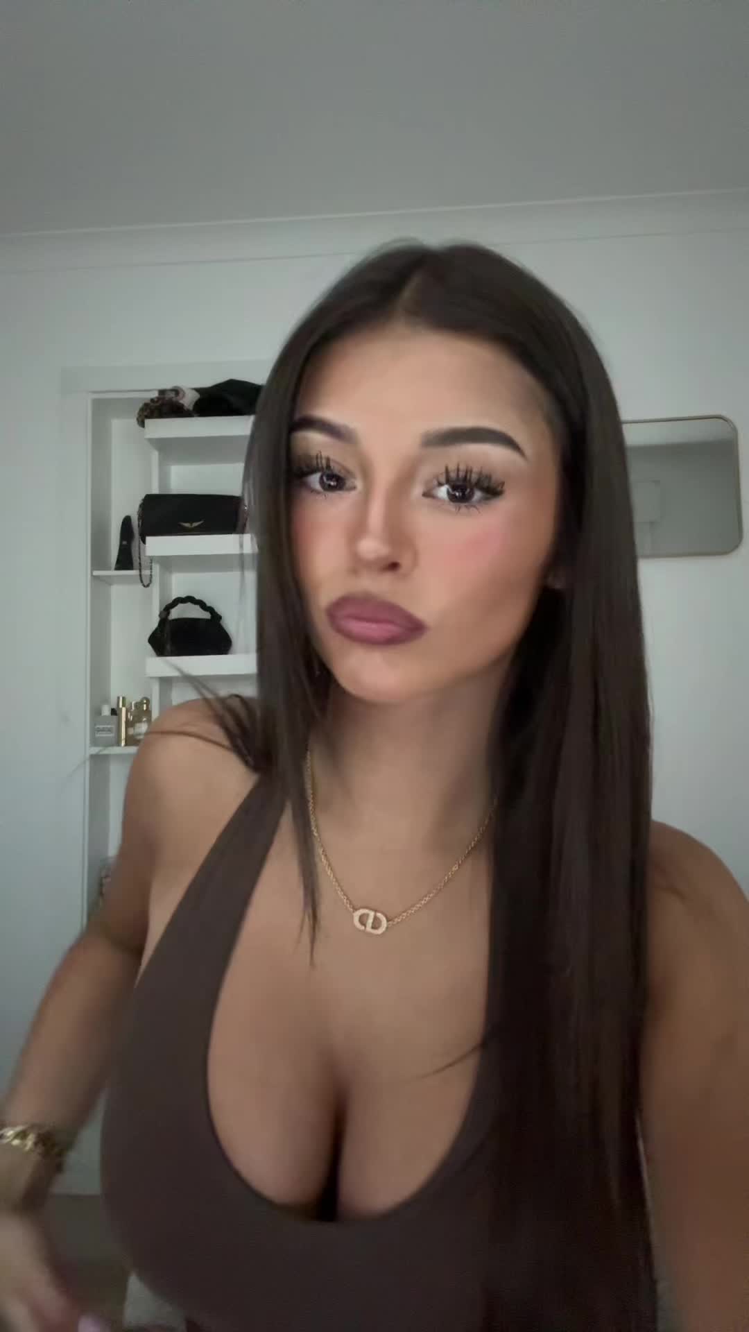 @Melissa 🇦🇱