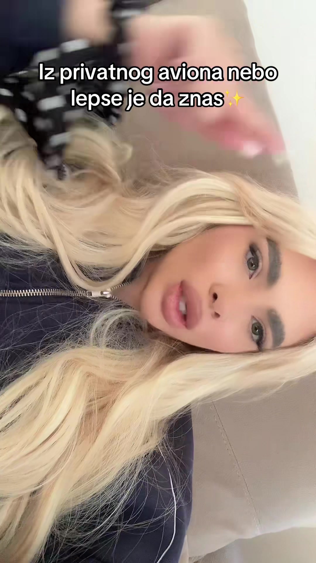 @Melanie🐉