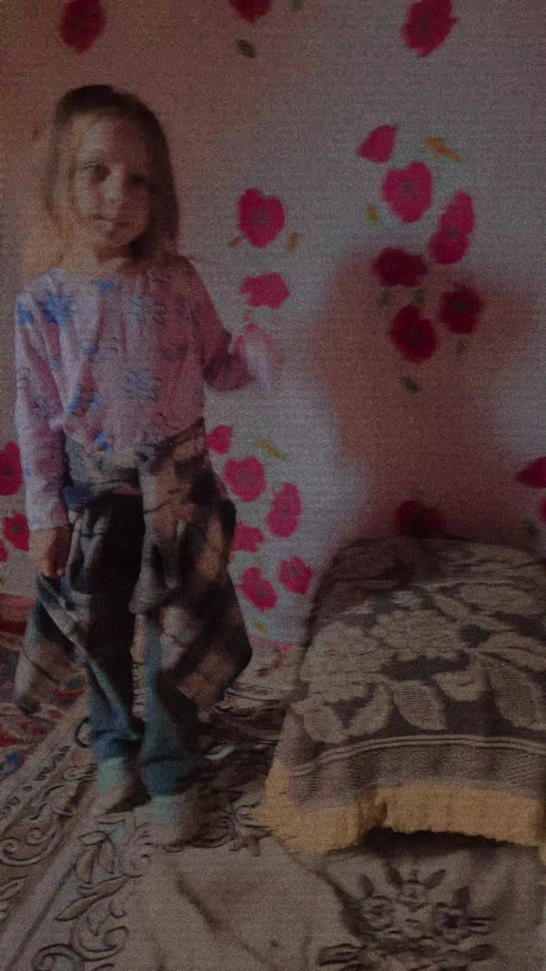 @13Erzsike Lakatos