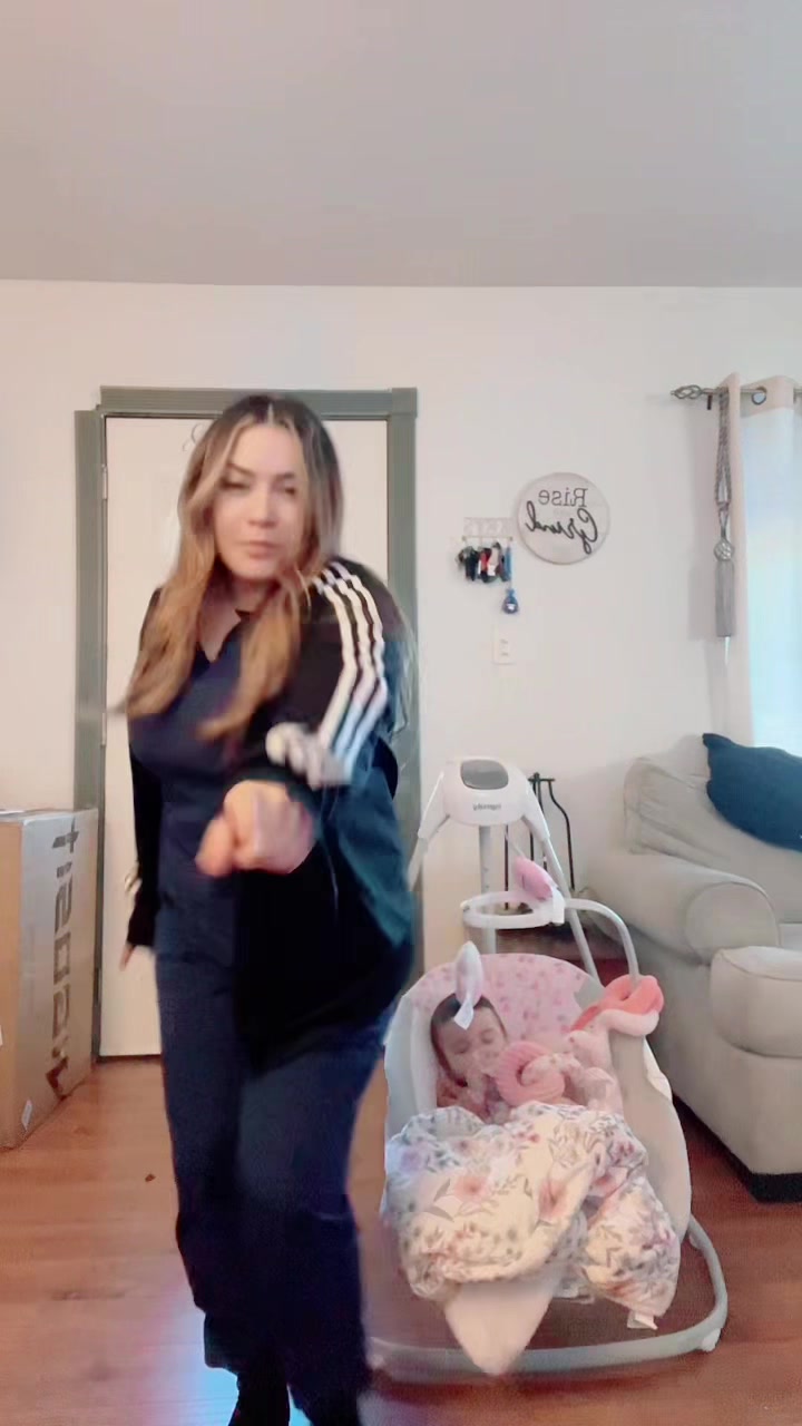 @C͜͡H͜͡I͜͡Q͜͡U͜͡I͜͡T͜͡I͜͡T͜͡A͜͡