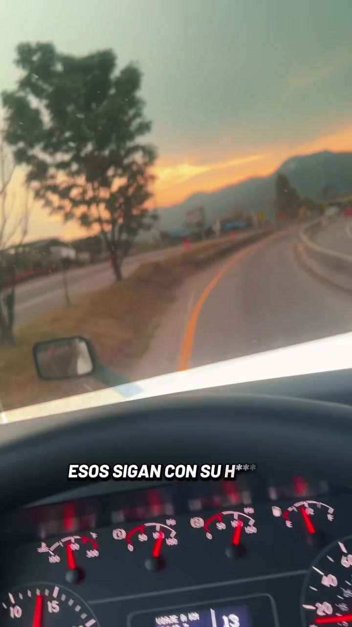 @Arevalostrucksytrailers