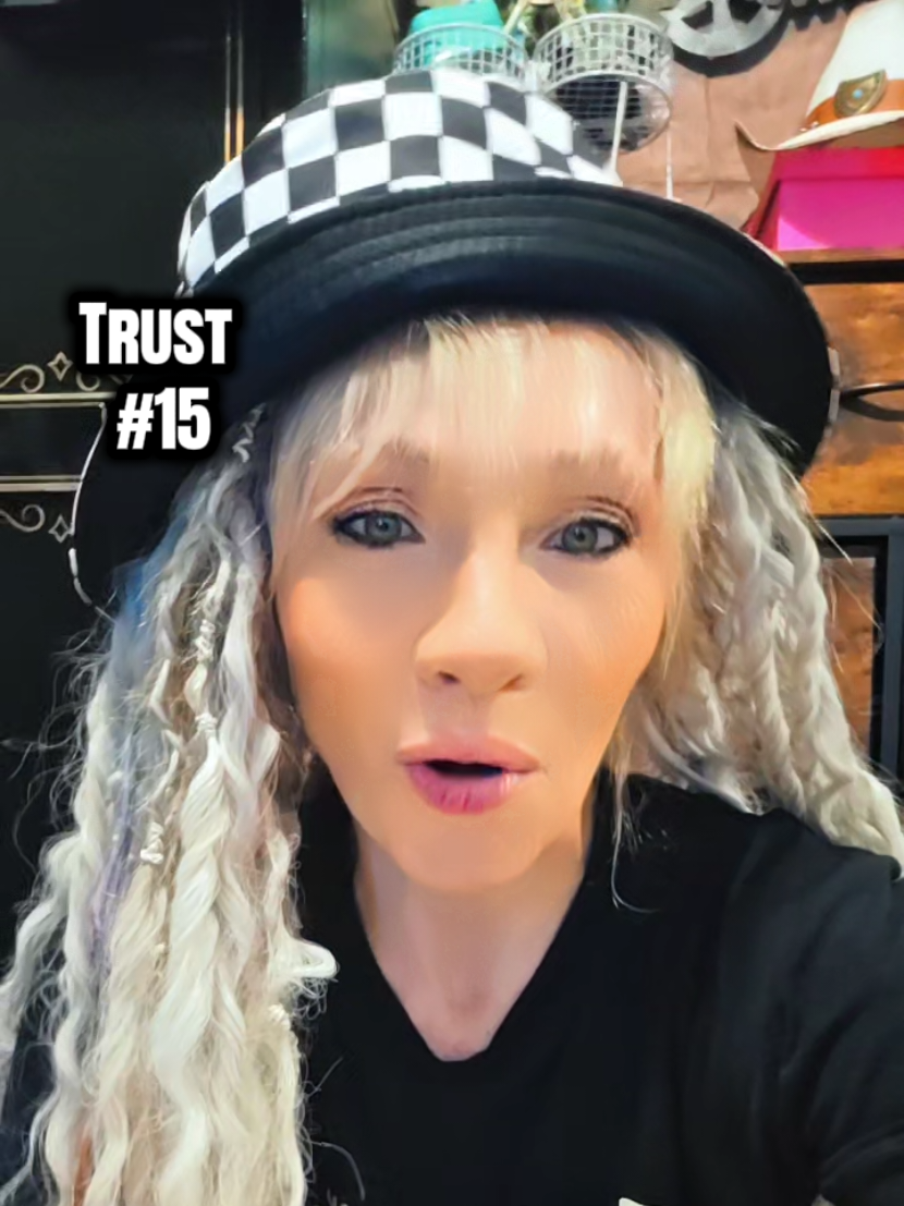 @𝕮𝖍𝖗𝖎𝖘𝖙𝖎𝖓𝖆