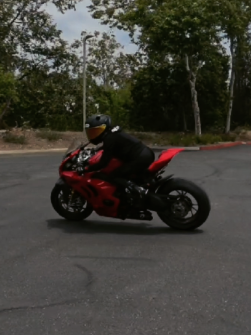 @moto.bxby