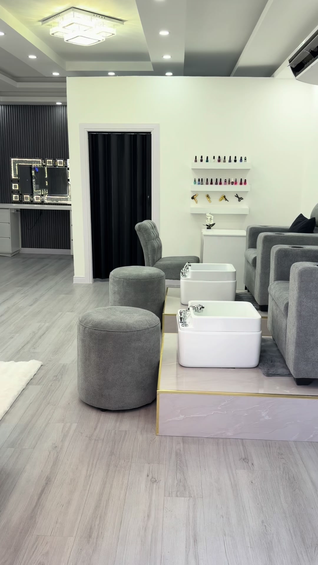 @Nirissa Hair Salon 💇&zwj;♀️ 💅