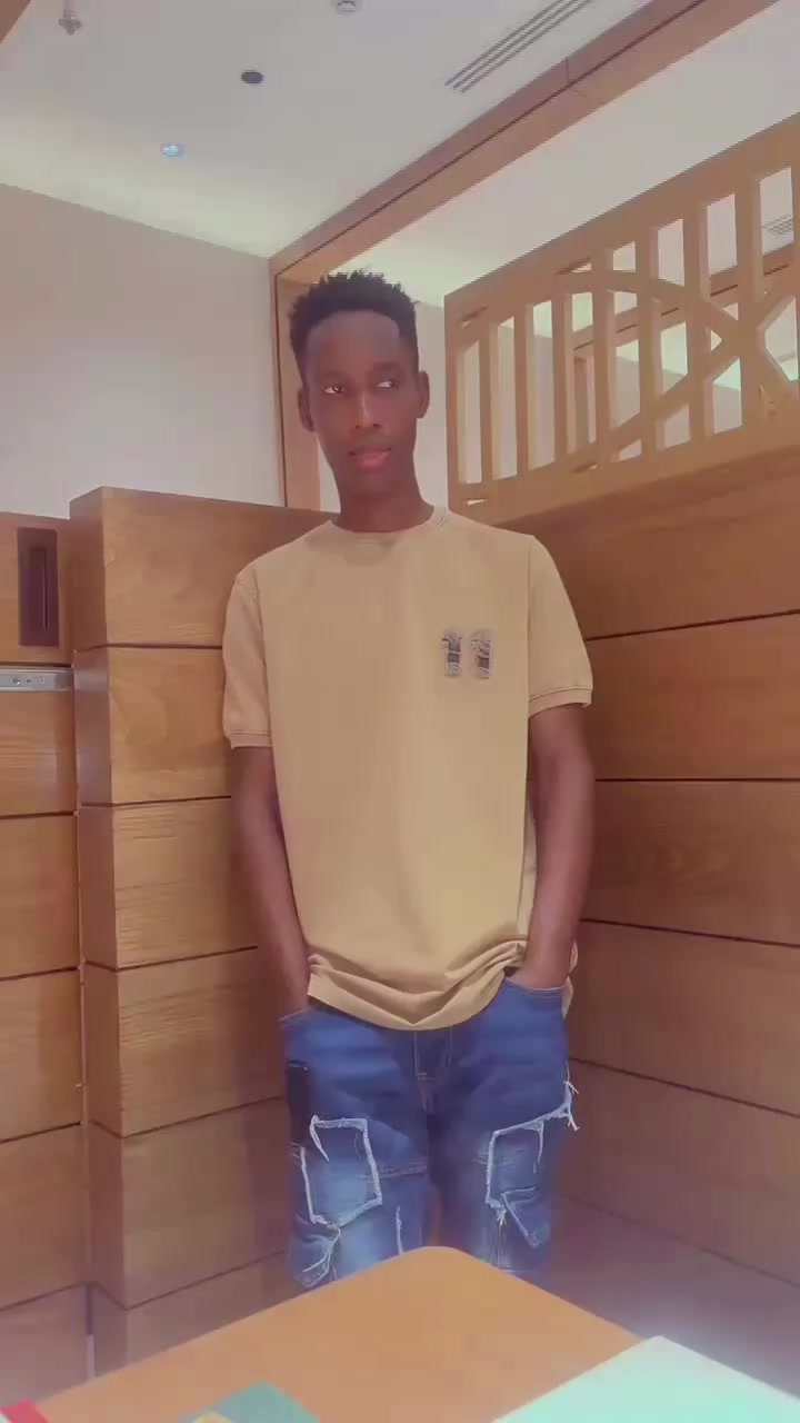 @Dwyne B