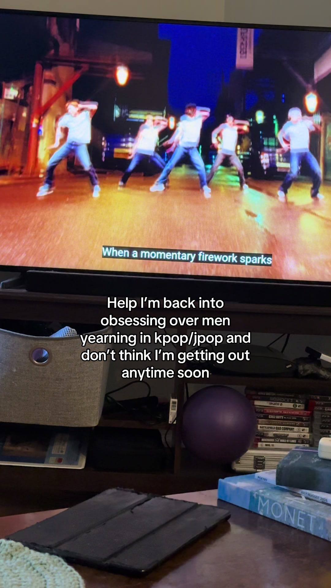 @Ella writes K-pop books