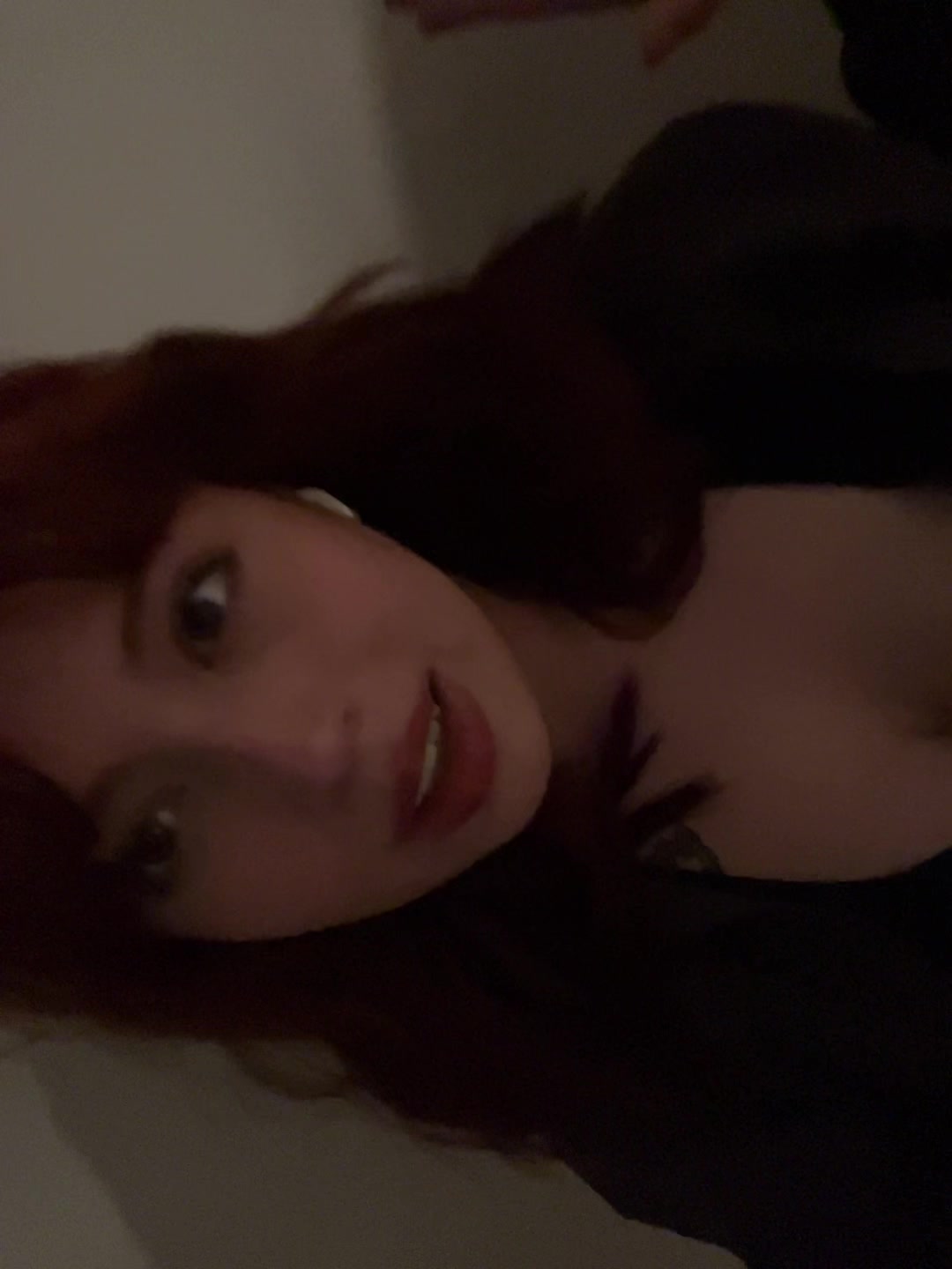 @bella