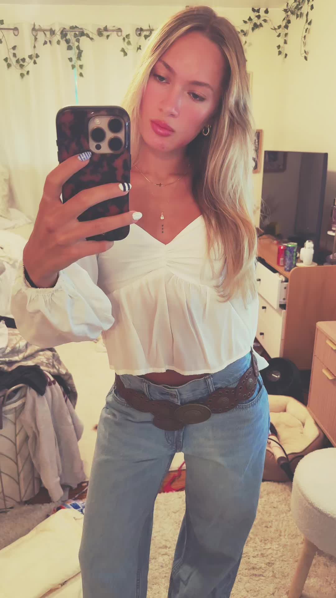 @Ella🦋