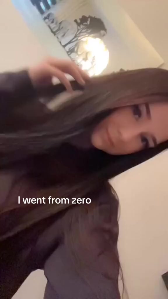@𝐜𝐞𝐥𝐢𝐧𝐞